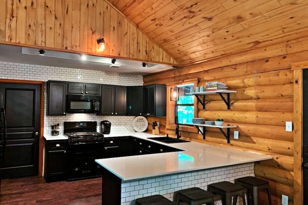 Spacious cabin in rural area close to Turner Falls and Chickasaw National Park - Sulphur - Cocina