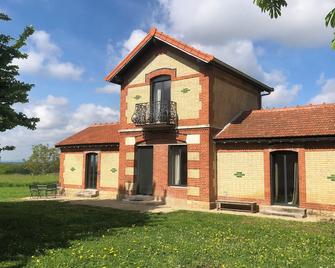 L'annexe - Verdun-sur-le-Doubs - Edificio