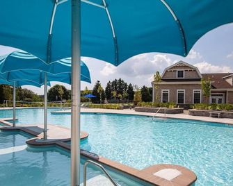 Bright & Airy House. Child friendly, EV charging, Pool, sauna, gym, kayak+ - Ocean View - Pool