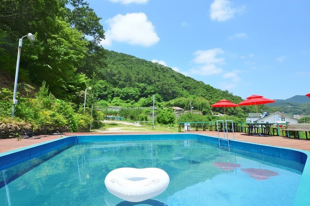 Tongyoung Macaio Pension