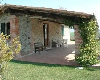 Agriturismo La Valle del Sole - Castiglione d'Orcia - Binnenhof