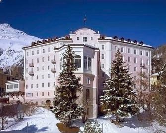 Hotel Bernina 1865 - Samedan - Gebouw