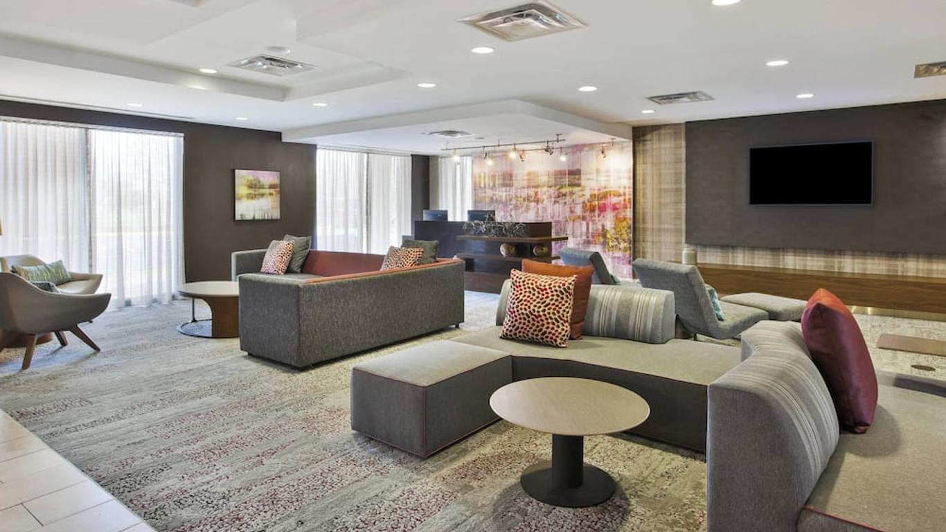 Courtyard by Marriott Somerset