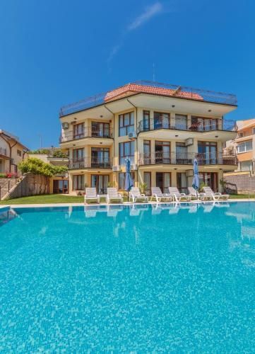 Via Pontica 123 Guest Apartments - سوزوبول - حوض السباحة