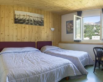 Hôtel De Paris - Briançon - Habitación