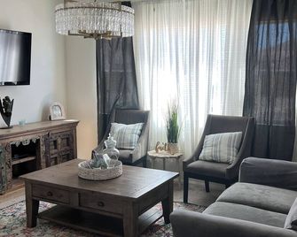 Enjoyable Guest Suite in Lancaster - Lancaster - Stue
