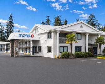 Motel 6 Saanichton Bc Victoria Airport - Saanichton - Budova
