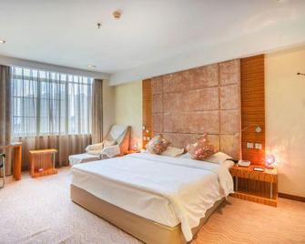 Qujing Yishi Yihe Hotel (Cuifeng Road, Qilin District) - Qujing - Bedroom