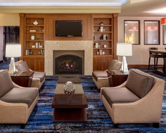 DoubleTree Suites by Hilton Minneapolis - Minneapolis - Lounge