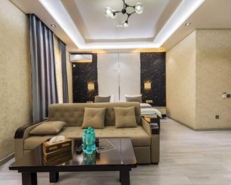 بانوراما هوتل - دوشانبي - غرفة معيشة