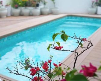 Rasgrand - Rasdhoo - Basen