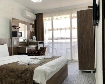 Hotel Fuat - Van - Schlafzimmer