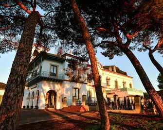Hotel Oromana - Alcalá de Guadaíra - Gebäude