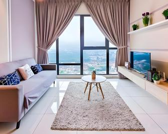 Mid Valley Southkey Mosaic by Greatday - Johor Bahru - Living room
