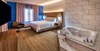 Holiday Inn Express & Suites Reno Airport - Reno - Bedroom
