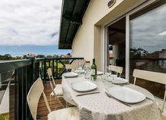 Green Views Keyweek Duplex And Terrace Right Above The Biarritz Golf - Biarritz - Balkong