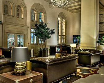 Hilton Baton Rouge Capitol Center - באטון רוז' - טרקלין