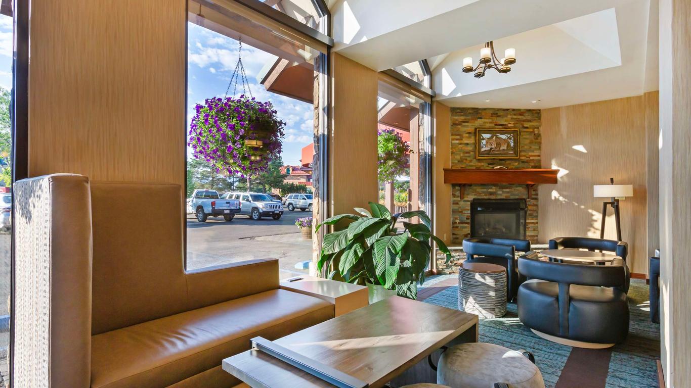 بست ويسترن بلس جران تري إن