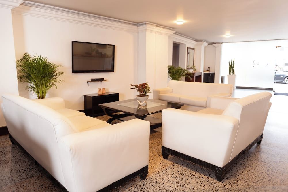 تاما هوتل جرانادا ريل كالي - كالي - غرفة معيشة