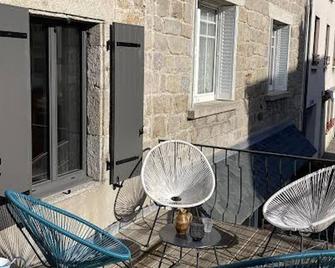 Gîte à Aumont Aubrac - Peyre-en-Aubrac - Balcon