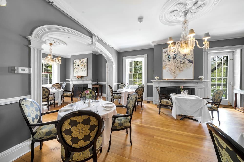 ذا تشارلز هوتل - نياغرا ليك - مطعم