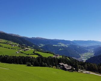 Pension Sonnenhof - Maranza - Außenansicht