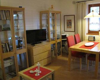 Ferienwohnung Am Odenwaldlimes - Vielbrunn - Comedor