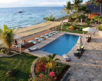 Emoha Dive Resort - Santander - Pool