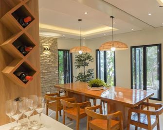 Villa Ferrer - Basco - Dining room