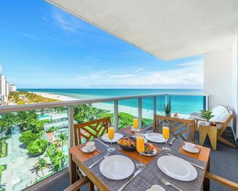 Luxurious Private Residences At 1 Hotel & Homes By Lrmb - Miami Beach - Balcony