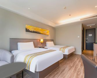 Home Inn Plus Xi'an High-tech Zone Jinye First Road Zhangba Fourth Road Metro Station - Xi'an - Bedroom