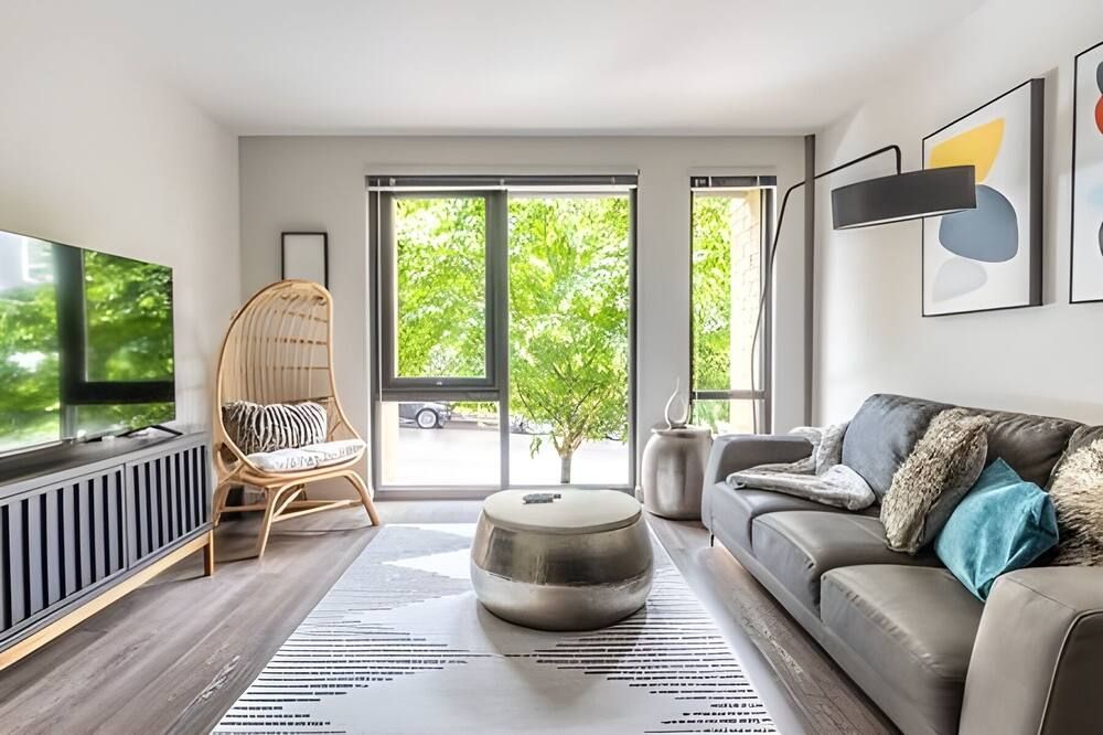 1br+den | Gym, Lounge | Bellevue | Sophari C - Bellevue - Stue