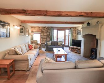 Usherwoods Dairy - High Bentham - Living room