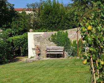 La Maison Jaffran, suite en ville - Privas - Outdoors view