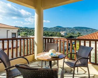 Skopelos Holidays Hotel & Spa - Skopelos - Ban công