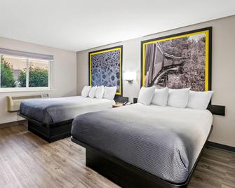 Super 8 by Wyndham Lewiston Auburn Area - Lewiston - Habitación