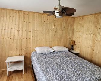 great location weirs beach area rental - Laconia - Chambre