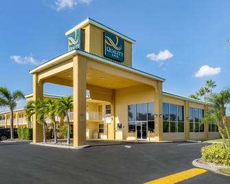 Quality Inn Bradenton North I-75 - Bradenton - Bygning