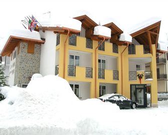 Hotel Garni Sottobosco - Dimaro - Edificio