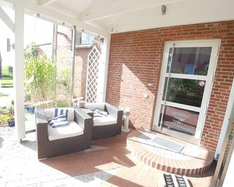Pension Haus Elfriede - Baltrum - Innenhof