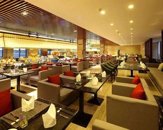 Wyndham Grand Plaza Royale Changsheng Jiangyin - Wuxi - Restaurante