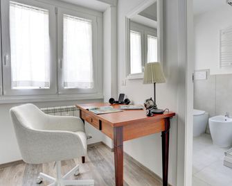 Marconi APT per Famiglie - 20 Min dal centro - Roma