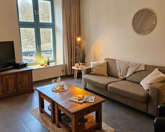 Apartment in the Heart of Durbuy - Durbuy - Huiskamer