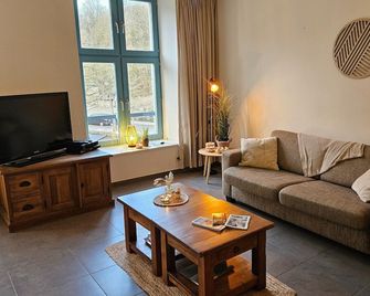 Apartment in the Heart of Durbuy - Durbuy - Huiskamer