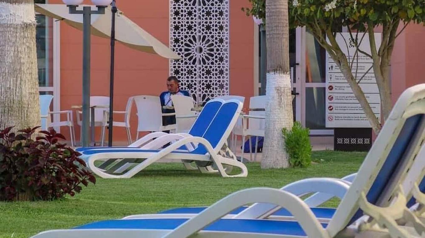 Relax Hotel Kenitra