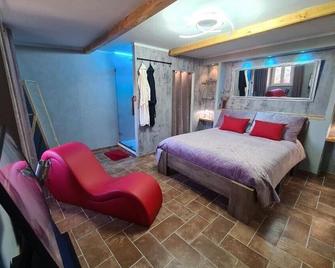 Onlyfor2 un nido d'amore per la coppia - Ronciglione - Camera da letto