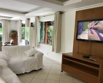 Foot in the sand and swimming pool, 05 suites brkm 25 Ilheus Itacaré - Itacaré - Living room