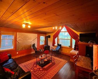 The Cozy Corner - Elora