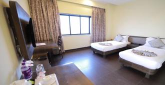 Vijaya Tej Clarks Inn - Patna - Bedroom