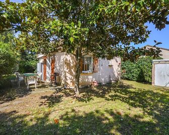 Amazing home in Moriani plage - Moriani-Plage - Innenhof